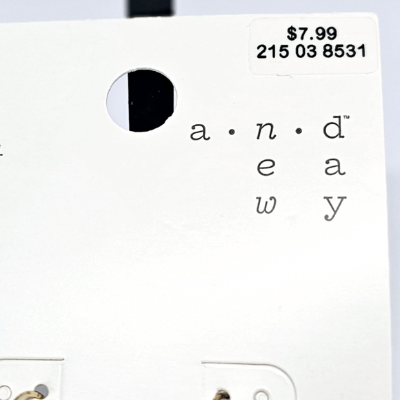 Gold drop earrings - Picture 4 of 4